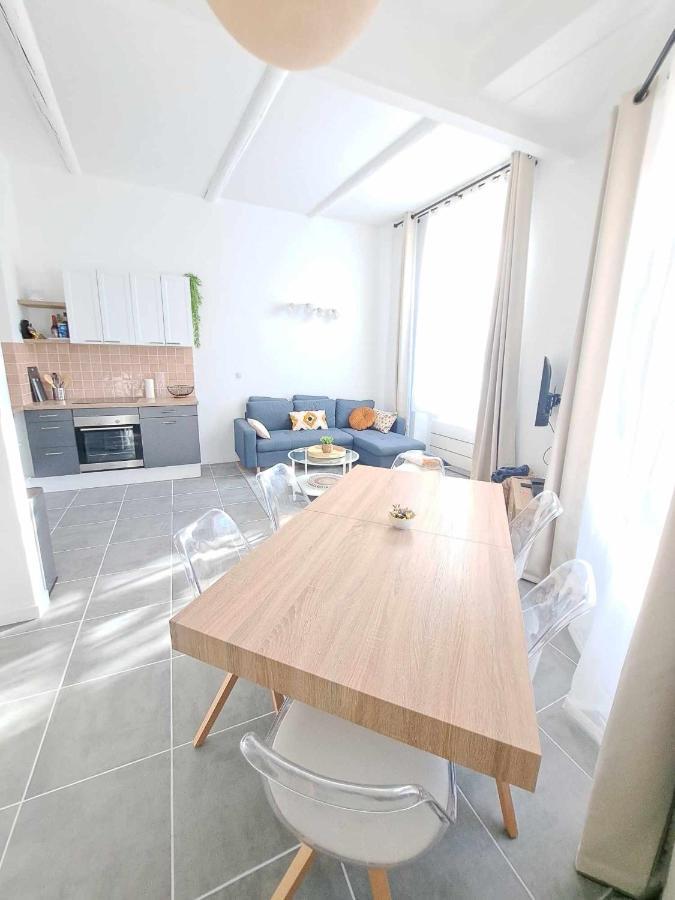 Appartement Lumineux , Carpentras Centre Luaran gambar